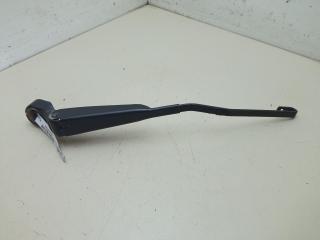 Щеткодержатель (поводок стеклоочистителя) задний Nissan Almera N15 1996, 1.4 л., бензин, МКПП, красный, хетчбэк 3 дв.