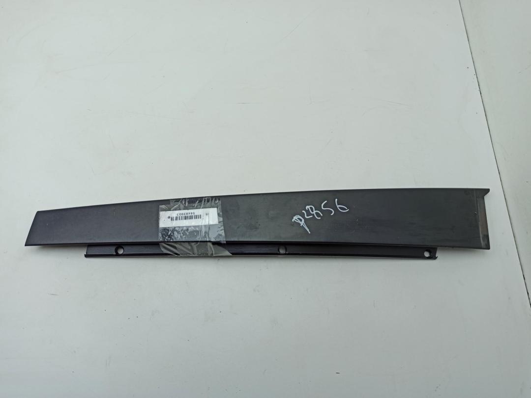 накладка декоративная BMW 5 E34 1989, 2.0 л., бензин, МКПП, белый, седан