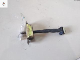 ограничитель открывания двери Nissan Almera N16 2001, хетчбэк 5 дв.