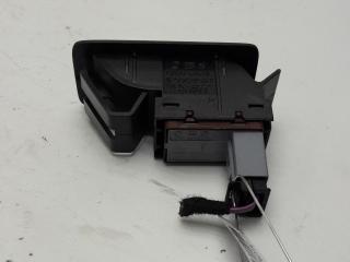 Кнопка открывания лючка топливного бака Volkswagen Touran 2003, 1.6 л., бензин, МКПП, серый, минивэн, 1T0959833