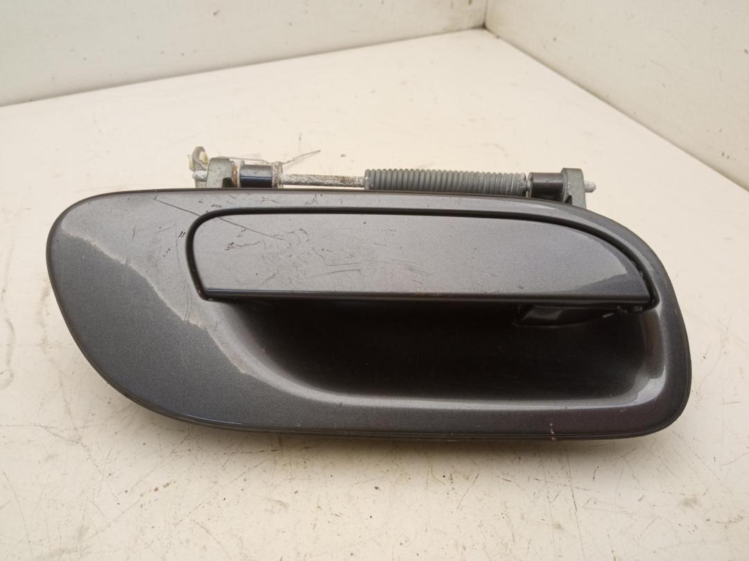 ручка наружная передняя правая Volvo V70 2004, 2.0 л., бензин, АКПП, серый, универсал