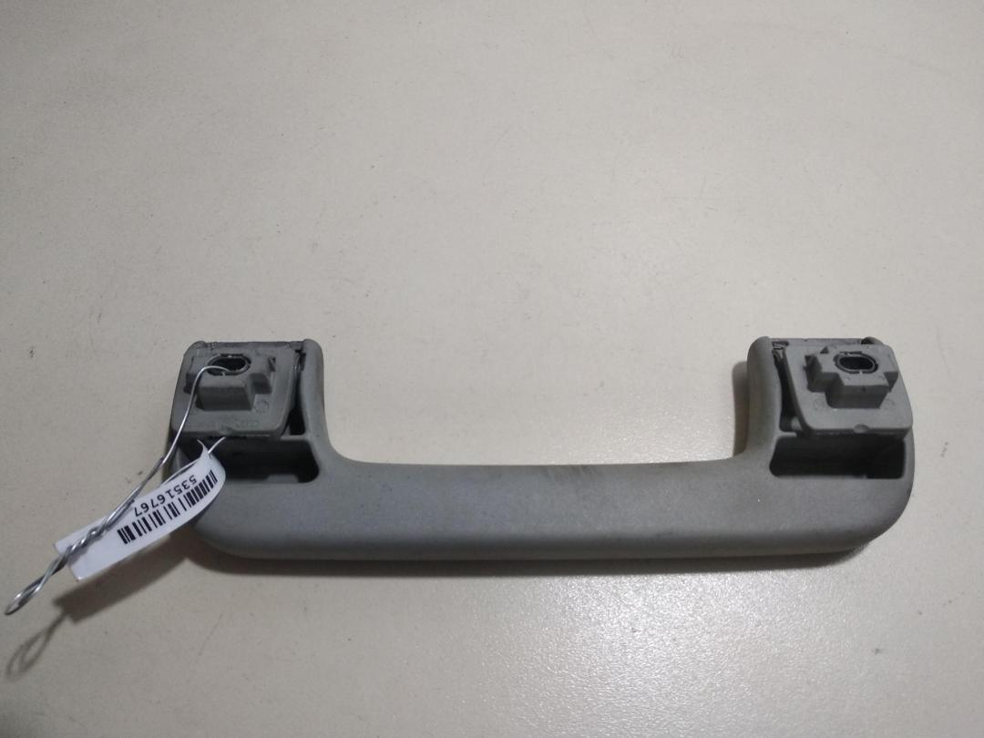 ручка внутренняя потолочная Audi A4 B6 2002, 1.9 л., дизель, МКПП, красный, универсал, 8E0857607
