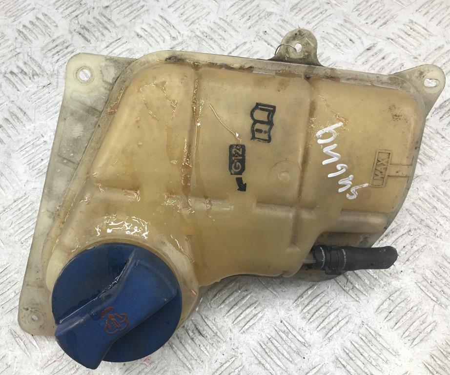бачок расширительный Audi A4 B5 1998, 2.4 л., бензин, 8D0121403J