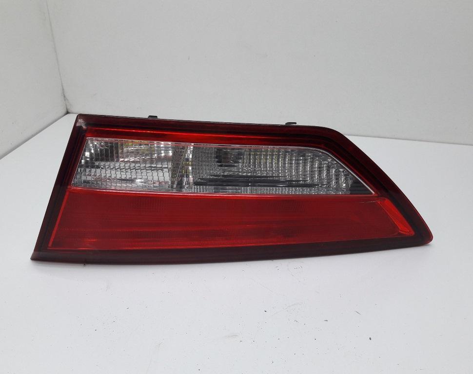 фонарь крышки багажника правый SEAT Leon 2014, 1.2 л., бензин, МКПП, белый, универсал, 5F9945094