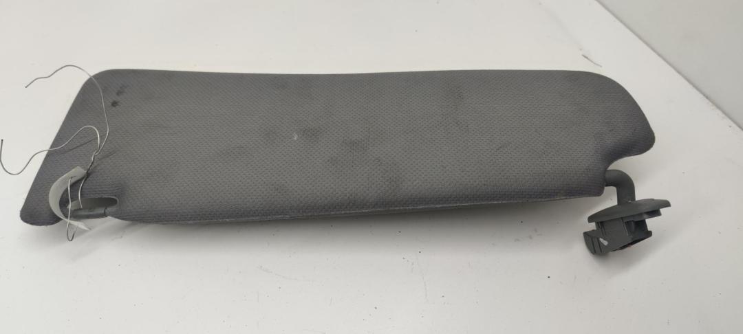 козырек солнцезащитный Audi TT 8N 2000, 1.8 л., Ti, бензин, МКПП, серый, купе, 8N8857552A