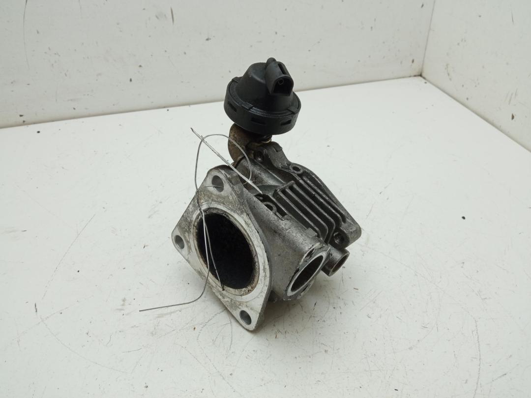 заслонка дроссельная Alfa Romeo 156 2002, 2.4 л., дизель, МКПП, синий, универсал, 46817373