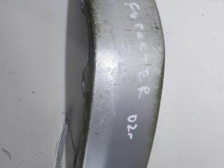 Ус под фонарь (накладка) левый Subaru Forester 2 поколение (SG) 2002, 2.0 л., бензин, МКПП, серый, внедорожник 5 дв.