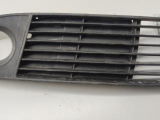 заглушка (решетка) в бампер Audi A6 4B/C5 1998, 2.4 л., бензин, МКПП, чёрный, универсал, 4B0807681J