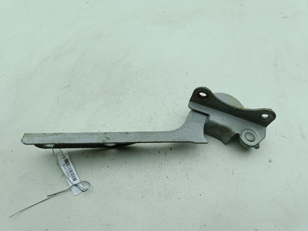 петля капота правая Suzuki Baleno 1998, серый, седан