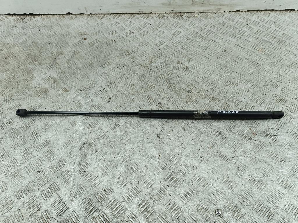 амортизатор капота Volkswagen Passat B5 1998, универсал, 3B0823359B