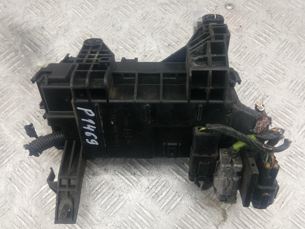 блок предохранителей Nissan Primera P11 1999, 1.8 л., бензин, МКПП, чёрный, универсал