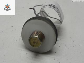 ответная часть (скоба) замка двери Volkswagen Passat B4 1996, 2.0 л., бензин, МКПП, зелёный, универсал