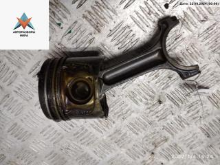 поршень Renault Trafic 2 поколение [рестайлинг] 2008, 2.0 л., дизель, МКПП, белый, микроавтобус