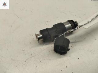 форсунка Volkswagen Up 1 поколение 2012, 1.0 л., бензин, МКПП, хетчбэк 5 дв., 04C906301D