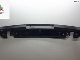 накладка двери (крышки) багажника Porsche Cayenne 955 2003, 4.5 л., бензин, АКПП, чёрный, внедорожник 5 дв., 7L5827933C