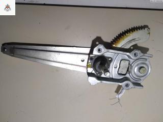 стеклоподъемник задний правый Toyota Yaris XP9 2005, 1.0 л., бензин, МКПП, серый, хетчбэк 5 дв.