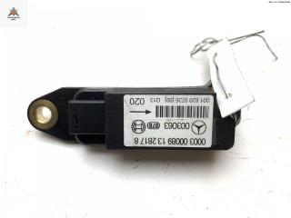 датчик ускорения Mercedes-Benz CLK-Класс W208/A208 [рестайлинг] 2000, 2.0 л., бензин, АКПП, серый, купе, 0018200726