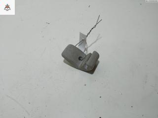 Крепление (крючок) солнцезащитного козырька Daewoo Lanos T150 [рестайлинг] 2002, 1.5 л., бензин, МКПП, красный, хетчбэк 3 дв.