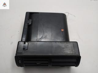 дефлектор обдува салона Audi 100 4A/C4 1992, 2.3 л., бензин, АКПП, белый, седан, 4A1820902