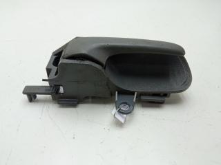 ручка внутренняя передняя правая Toyota Aygo 2007, 1.0 л., бензин, МКПП, красный, хетчбэк 5 дв.