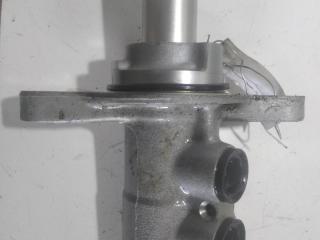 цилиндр тормозной главный Nissan Qashqai 2 поколение 2014, 1.2 л., бензин, АКПП, серый, внедорожник 5 дв.