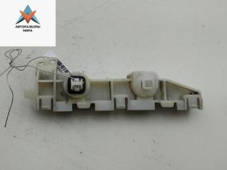 кронштейн заднего бампера Mitsubishi Space Star/Mirage ) 2015, 1.0 л., бензин, МКПП, белый, хетчбэк 5 дв., 6410B801