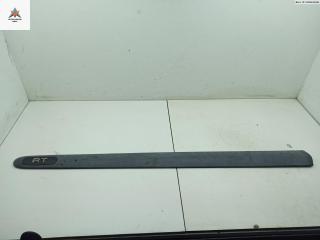 молдинг двери передней левой Renault Megane 1 поколение 1996, 1.6 л., бензин, МКПП, красный, хетчбэк 5 дв., 7700834101