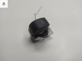 кнопка стеклоподъемника заднего левого Audi A6 4B/C5 2000, 2.5 л., дизель, МКПП, чёрный, универсал, 4B0959855