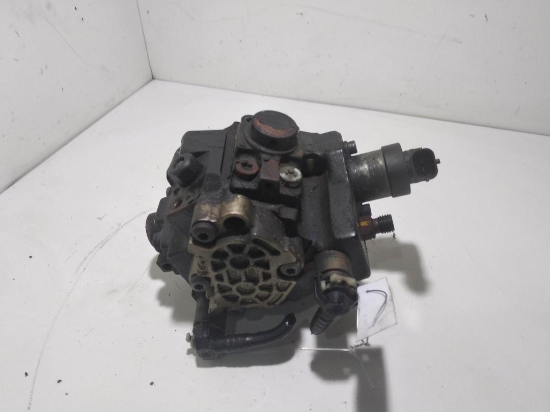 ТНВД Hyundai i30 2009, 1.6 л., дизель, МКПП, красный, хетчбэк 5 дв., 04455010206