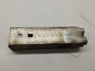 кронштейн (крепление) Audi A6 C6 2005, 3.0 л., дизель, АКПП, серый, универсал, 4F0807134