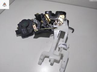 замок двери задней левой Hyundai Santa Fe 2 поколение (CM) 2005, 2.4 л., бензин, МКПП, чёрный, внедорожник 5 дв.