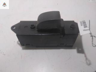 кнопка стеклоподъемника заднего правого Mitsubishi Lancer 9 поколение 2004, 2.0 л., бензин, МКПП, серый, универсал