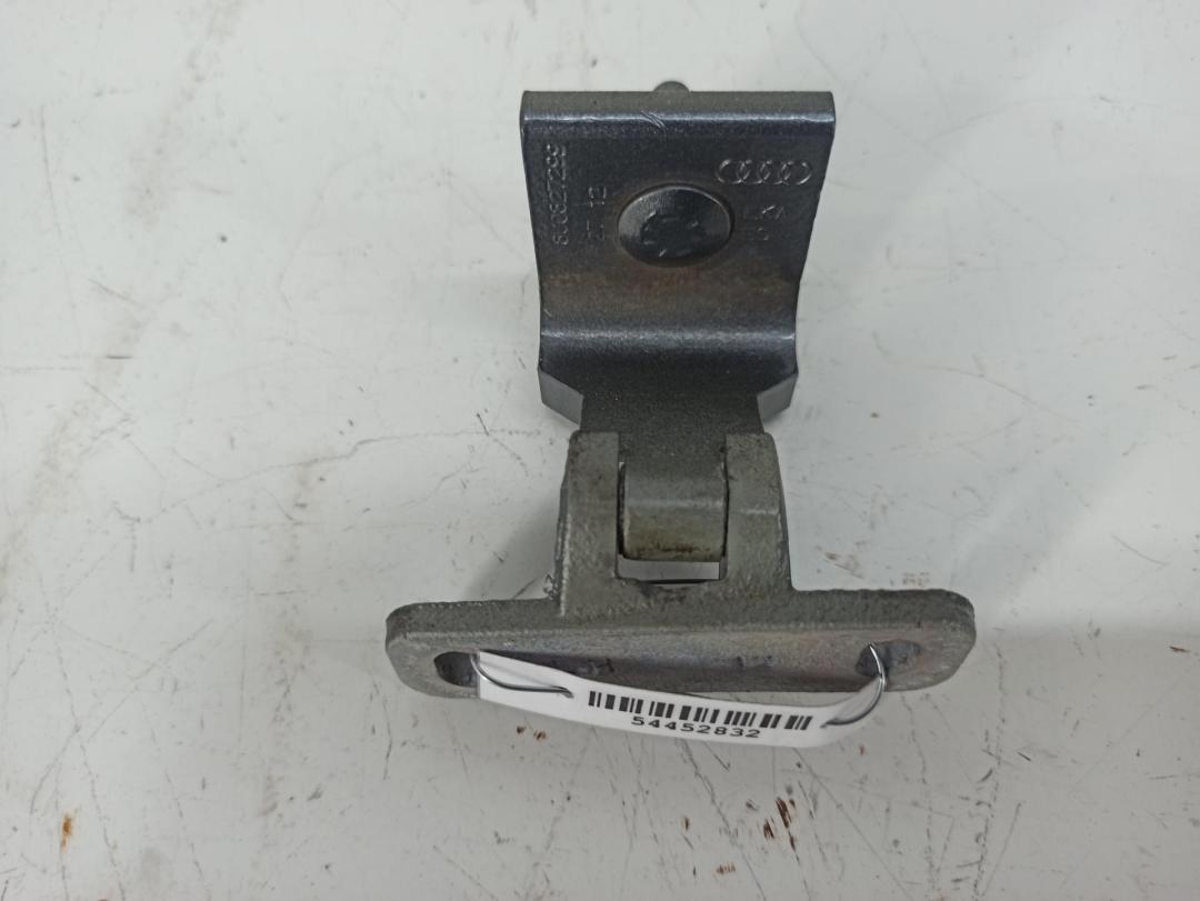 замок багажника Audi Q3 8U 2012, внедорожник 5 дв., 8U0827299