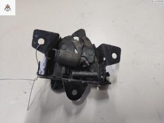 замок капота Hyundai Getz 1 поколение 2004, 1.1 л., бензин, МКПП, красный, хетчбэк 3 дв.