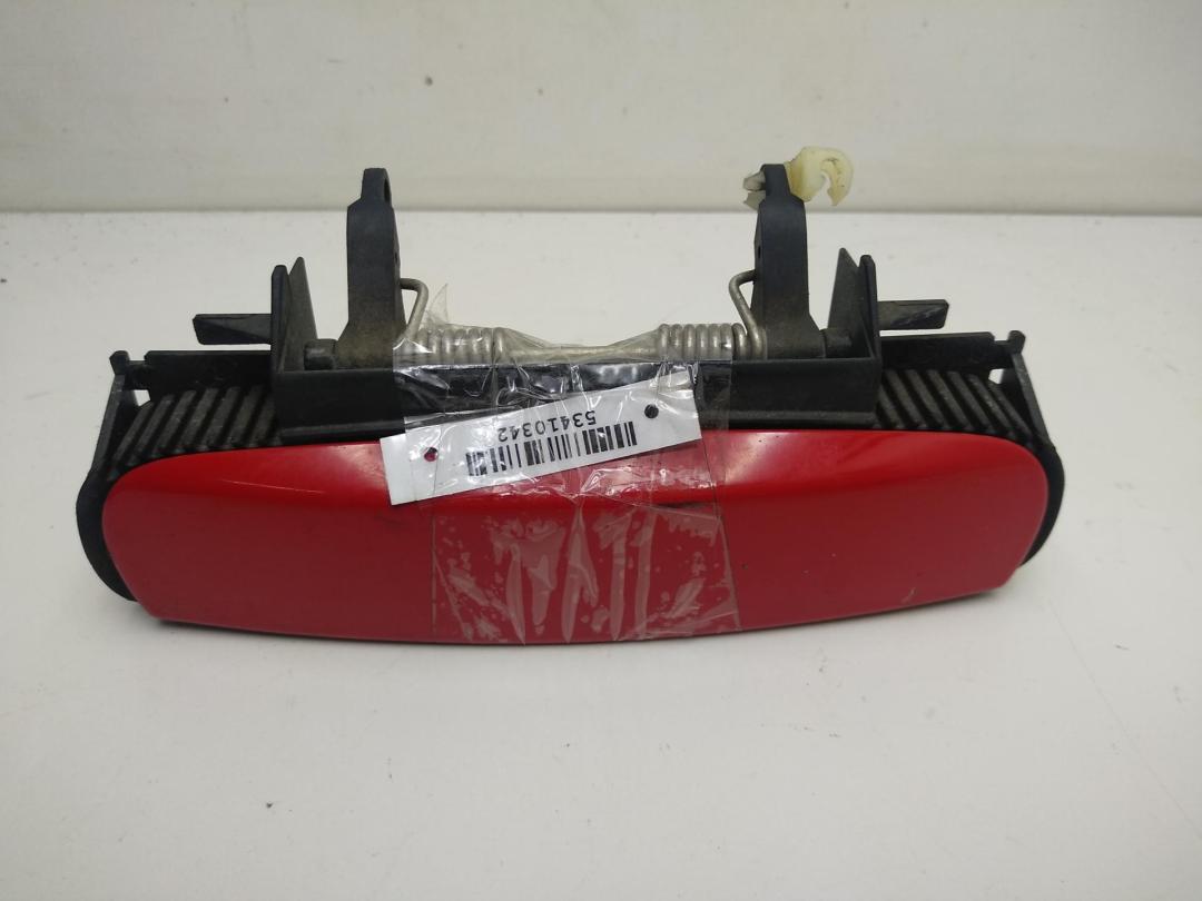ручка наружная передняя левая Audi A4 B7 2007, 2.0 л., TFSI, бензин, МКПП, красный, универсал, 8E0839207 - фото №1