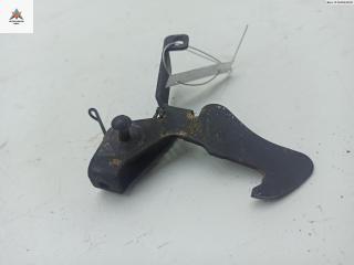 замок капота Opel Vectra C 2002, 3.2 л., бензин, МКПП, красный, хетчбэк 5 дв.