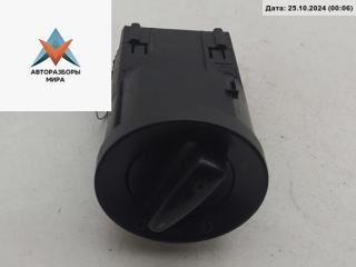 переключатель света Volkswagen Golf 4 поколение 1999, 1.4 л., бензин, МКПП, синий, хетчбэк 5 дв.