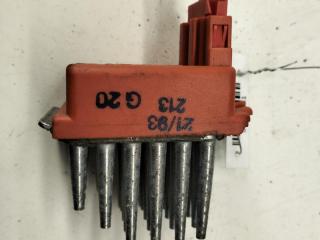 сопротивление печки Volkswagen Passat B3 1993, 2.0 л., бензин, МКПП, чёрный, универсал, 357907521