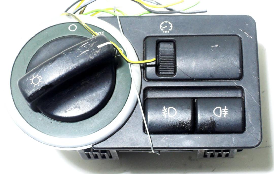 переключатель света Land Rover Range Rover 2002, 4.4 л., бензин, АКПП, чёрный, внедорожник 5 дв., 037094056