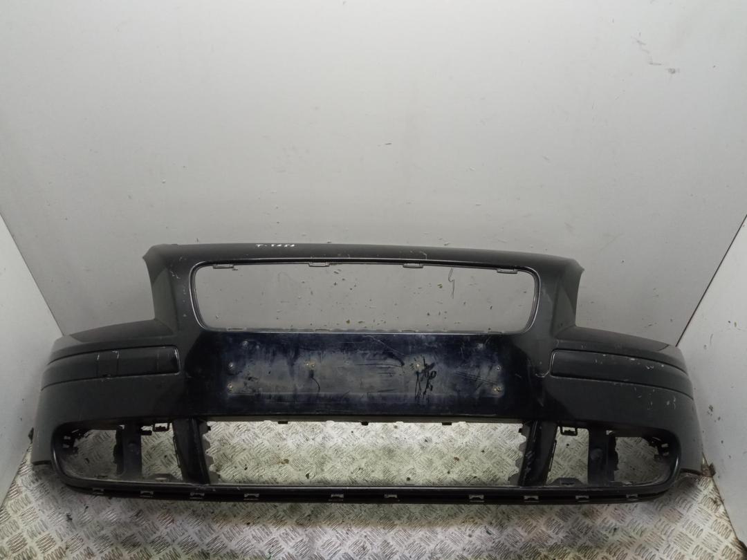 бампер передний Volvo S40 / V50 2005, бензин, чёрный, универсал