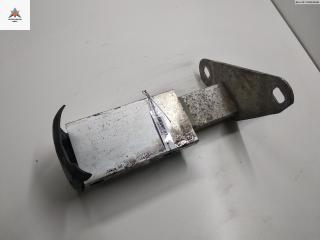 кронштейн заднего бампера Audi A4 B5 [рестайлинг] 1999, 1.6 л., бензин, МКПП, серый, седан, 8D0807331C