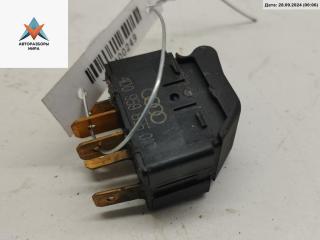 кнопка стеклоподъемника переднего левого Audi A4 B5 1996, 1.8 л., бензин, АКПП, серый, универсал, 4D0959855
