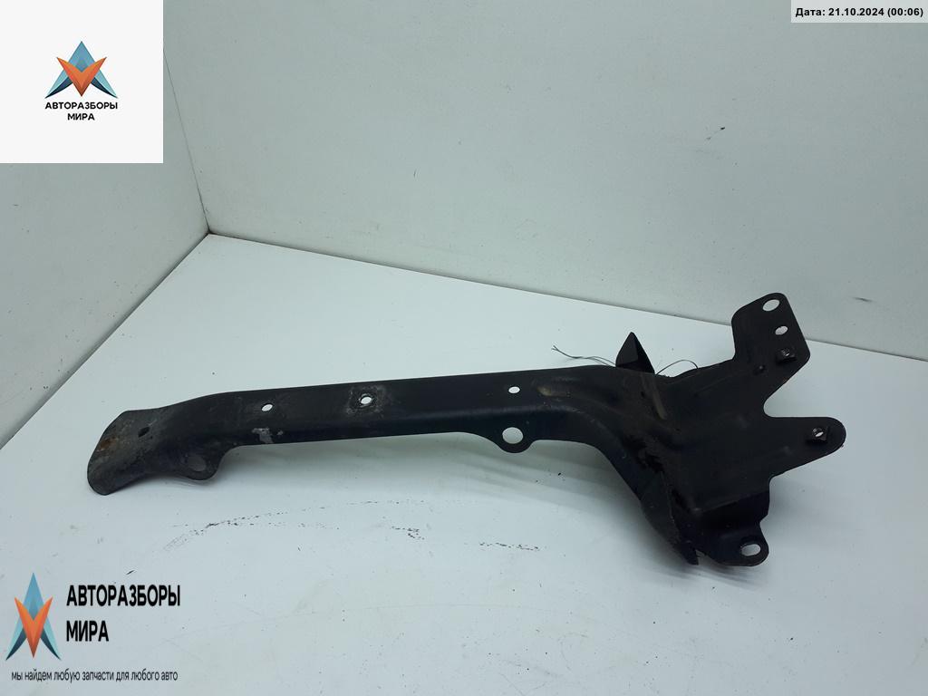 рамка капота Volkswagen Touareg 1 поколение 2003, 4.2 л., бензин, АКПП, синий, внедорожник 5 дв. - фото №1