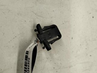 разъем (фишка) проводки Volkswagen Golf 4 поколение 1999, 1.9 л., дизель, МКПП, серый, универсал, 3B0972702