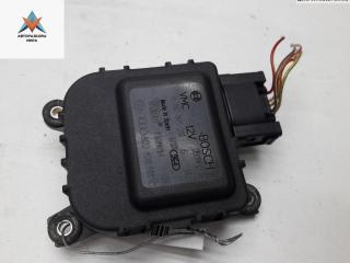 моторчик заслонки печки SEAT Toledo 2 поколение 2002, 1.6 л., бензин, МКПП, серый, седан, 8D2820511C