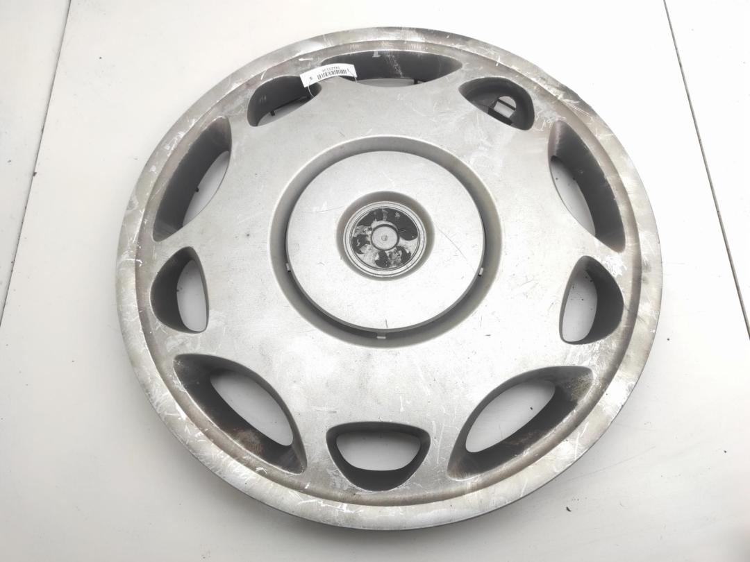 колпак колесный BMW 3 E36 1996, 1.6 л., бензин, МКПП, красный, хетчбэк 3 дв., 1180104