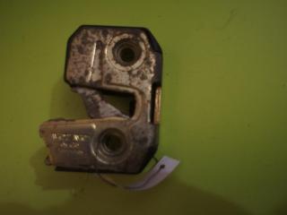 замок двери передней правой Volvo 940 1 поколение 1995, 2.3 л., бензин, МКПП, белый, универсал