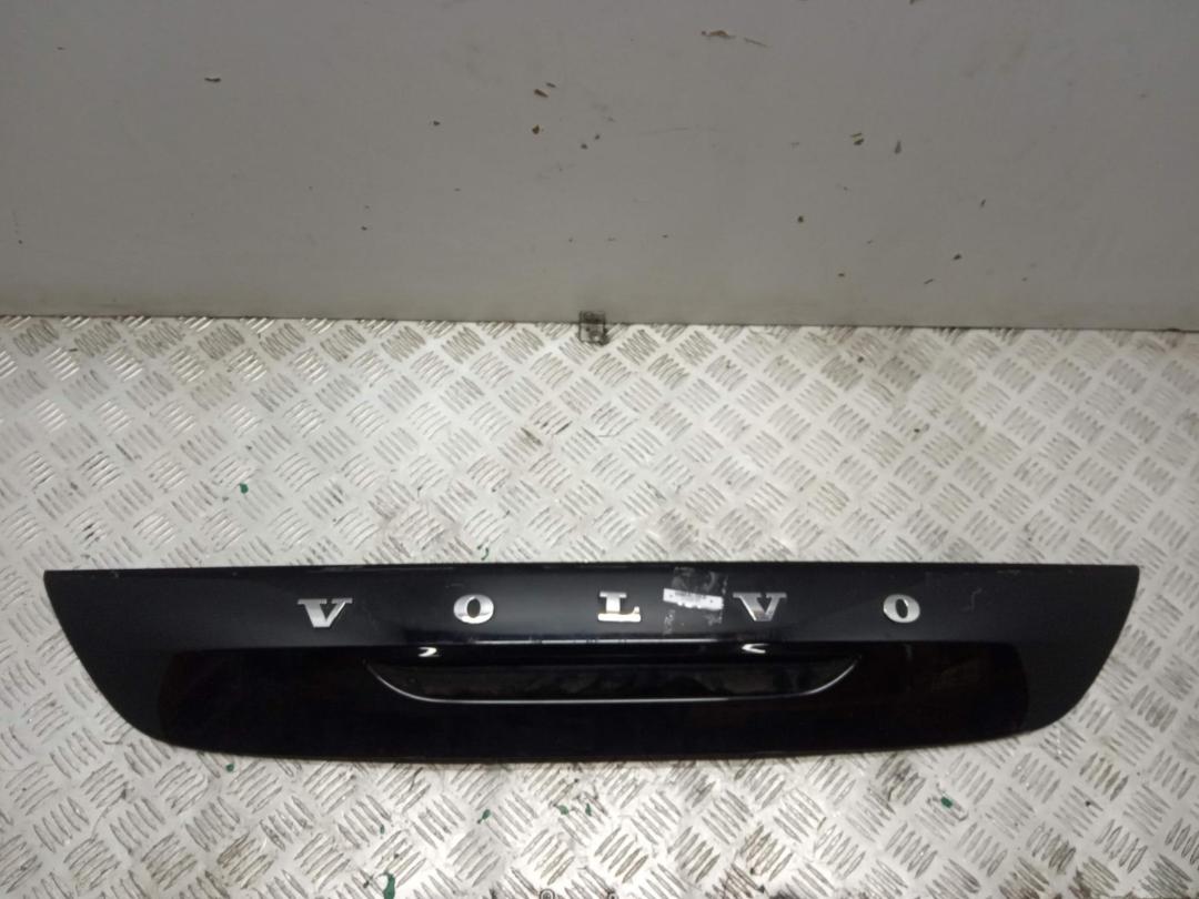 накладка двери (крышки) багажника Volvo V40 2014, 1.6 л., дизель, АКПП, синий, хетчбэк 5 дв., 31301301