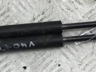 амортизатор крышки багажника (3-5 двери) Volvo S40 2 поколение 2006, 2.0 л., дизель, МКПП, серый, седан, 30674971