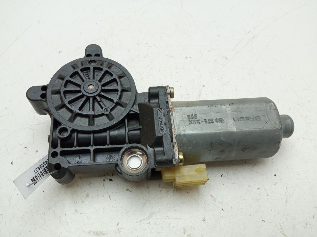 моторчик стеклоподъемника передний правый Volvo S70 / V70 1999, 2.4 л., бензин, МКПП, чёрный, универсал, 0130821743